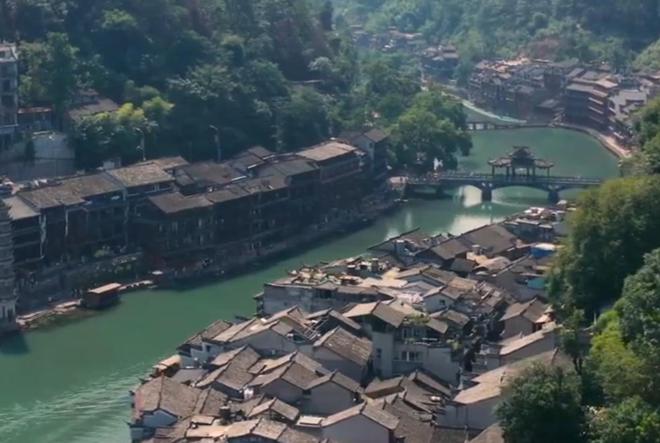 旅游攻略：走进沈从文笔下的诗意世界麻将胡了2试玩模拟器边城茶峒古镇(图5)